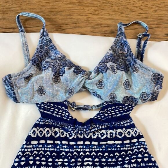 SOME DAYS ONE PIECE SHADES OF BLUE AND WHITE ONE PIECE BATHING SUIT. - Picture 2 of 7